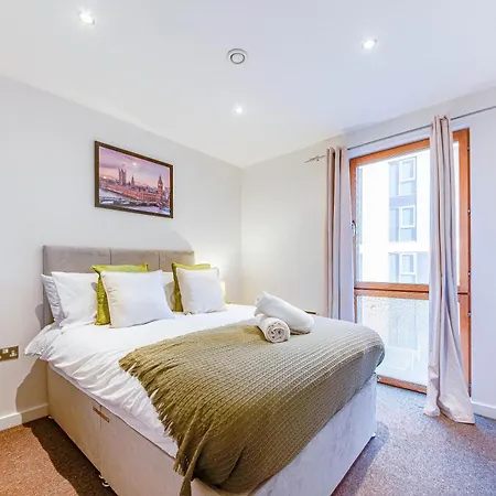 Elegant Shire House Apartmán *