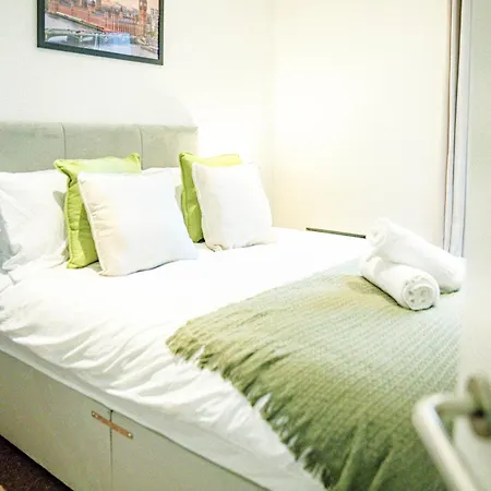 Elegant Shire House Apartmán *